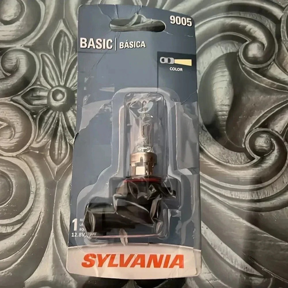 Sylvania 9005 basic halogen lamp bulb - Picture 2 of 6